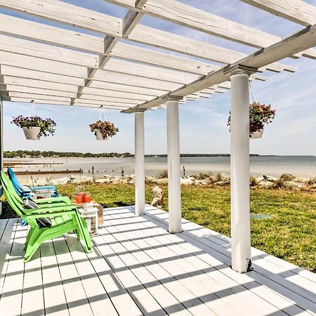 Oceanfront White Stone Cottage With Private Beach! Exterior foto