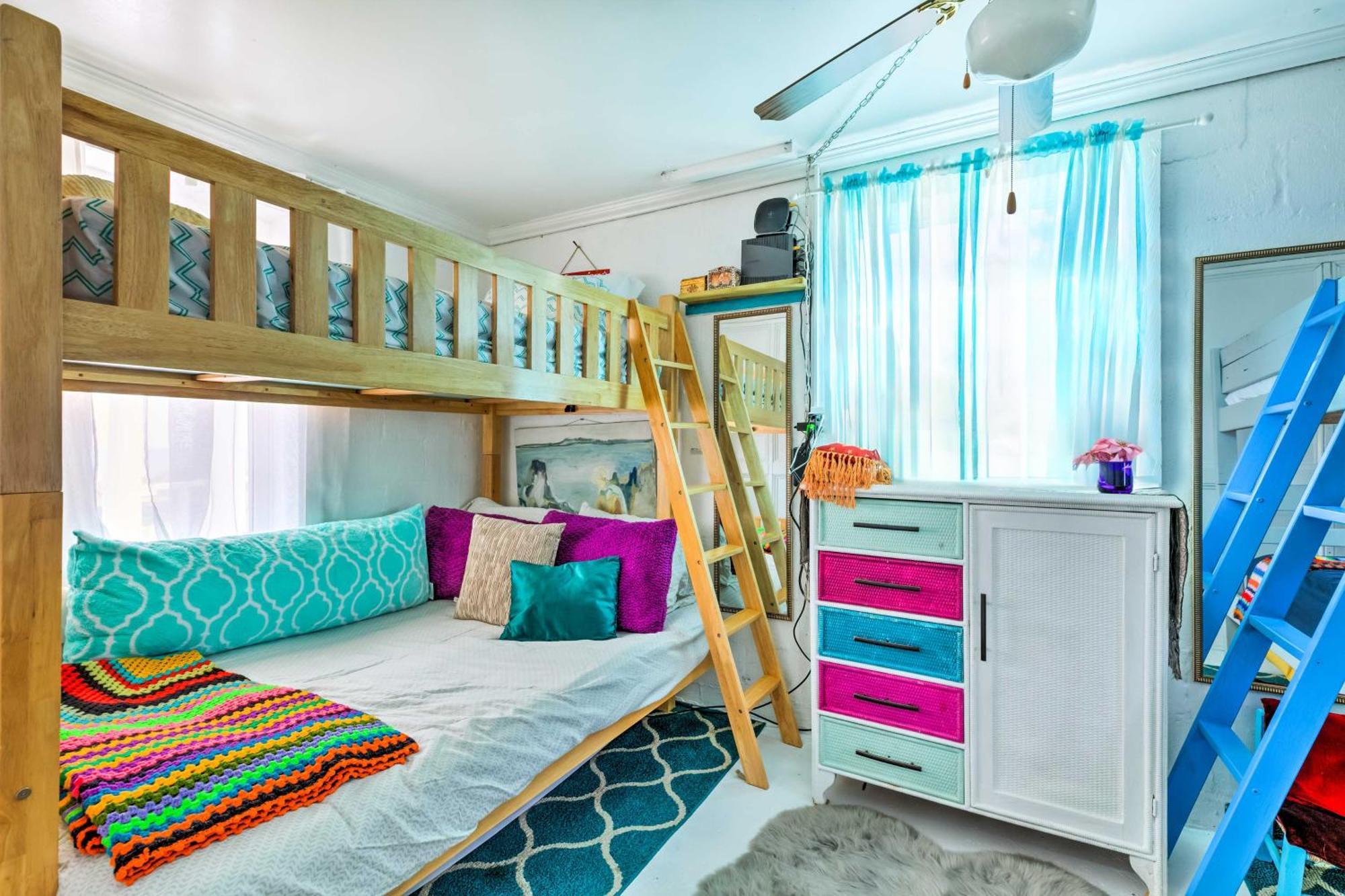 Oceanfront White Stone Cottage With Private Beach! Exterior foto